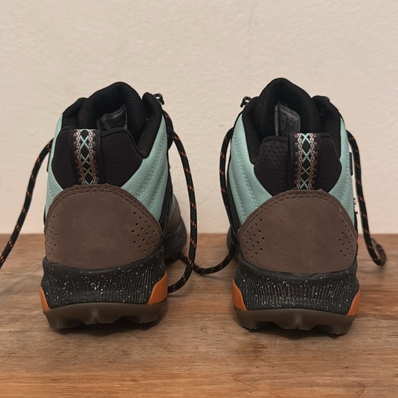 Merrell Zion Waterproof Mid Women's 7.5 Unlikely Hikers Collab Hiking Boots - Picture 4 of 10